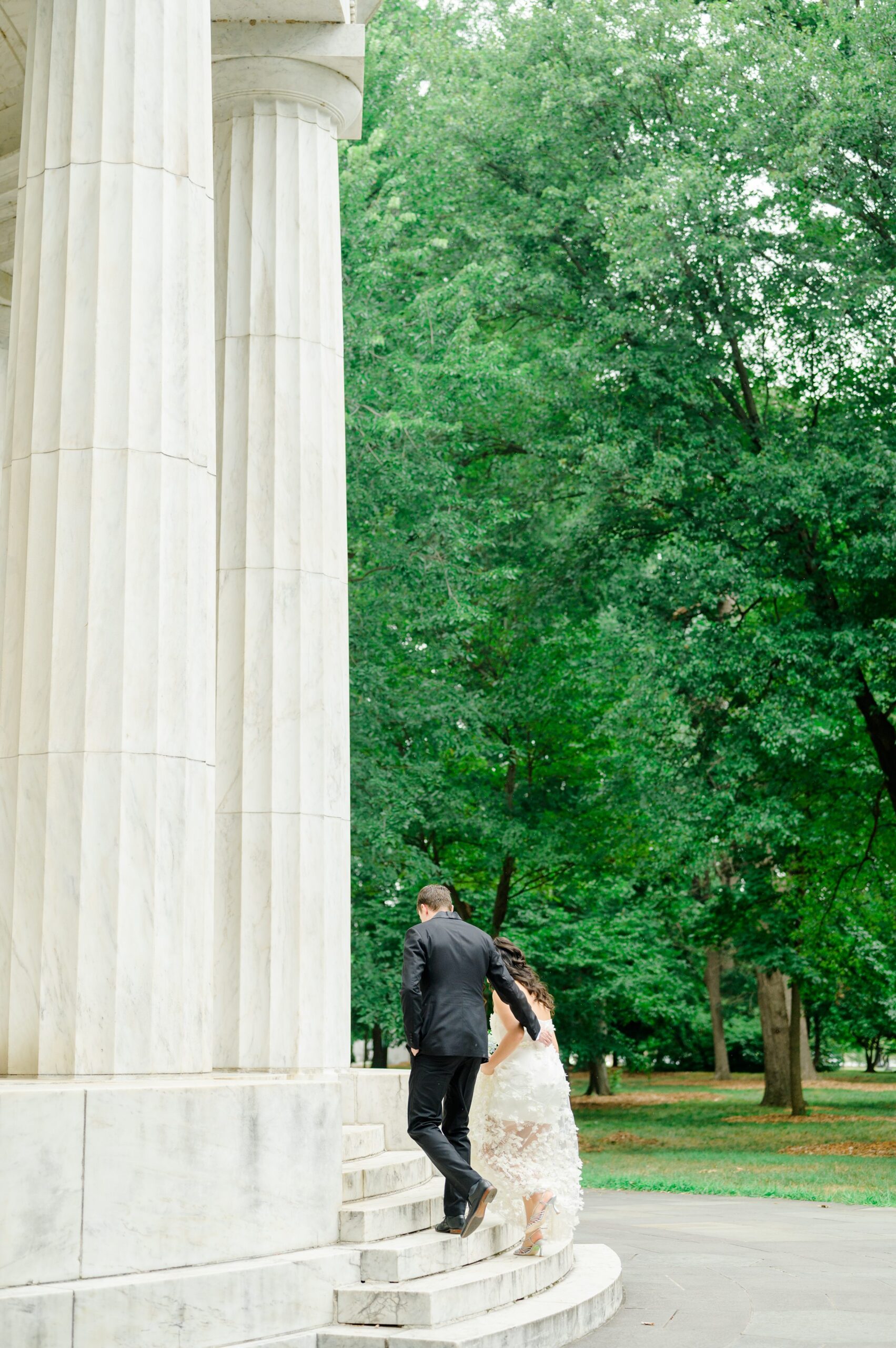 Summer elopement at the DC War Memorial Photographed by Baltimore Wedding Photographer Cait Kramer Photography