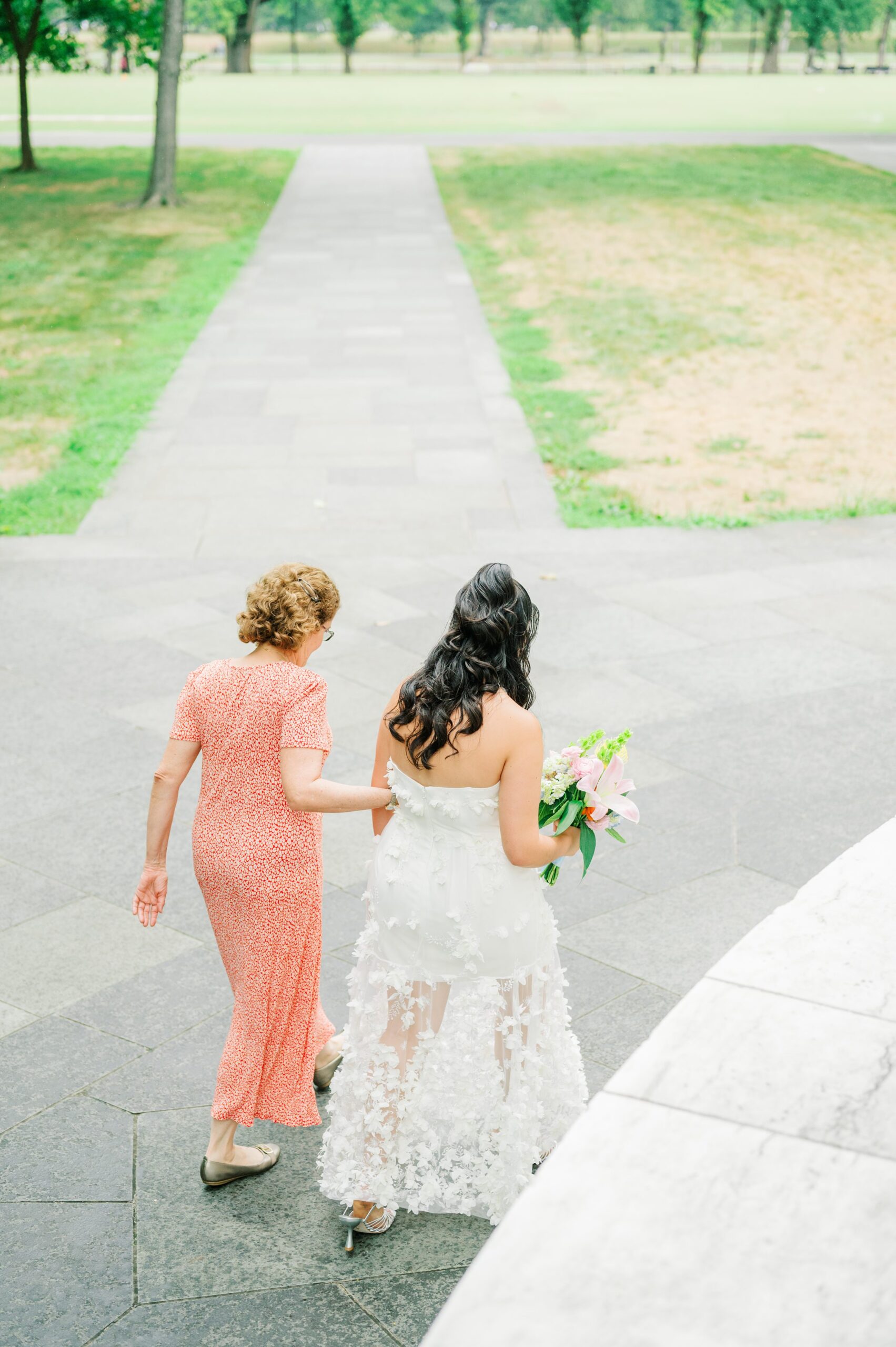 Summer elopement at the DC War Memorial Photographed by Baltimore Wedding Photographer Cait Kramer Photography