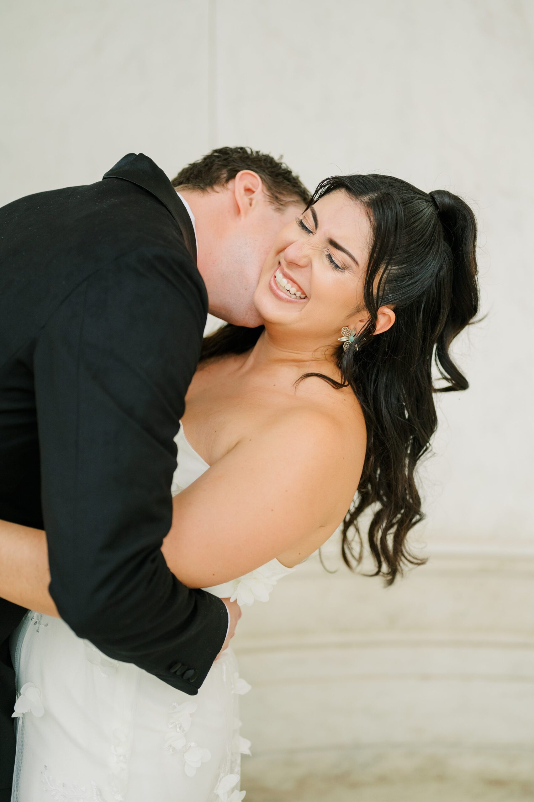 Summer elopement at the DC War Memorial Photographed by Baltimore Wedding Photographer Cait Kramer Photography