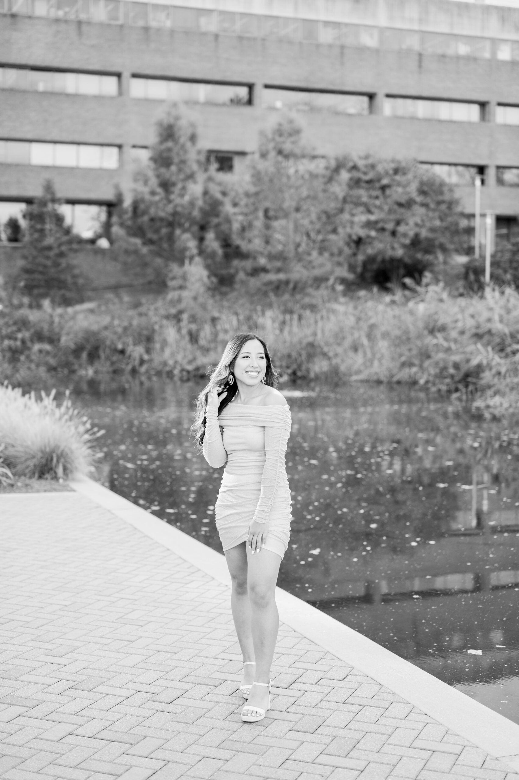 Fall UMBC Grad Photos at University of Maryland photographed by Baltimore Grad Photographer Cait Kramer