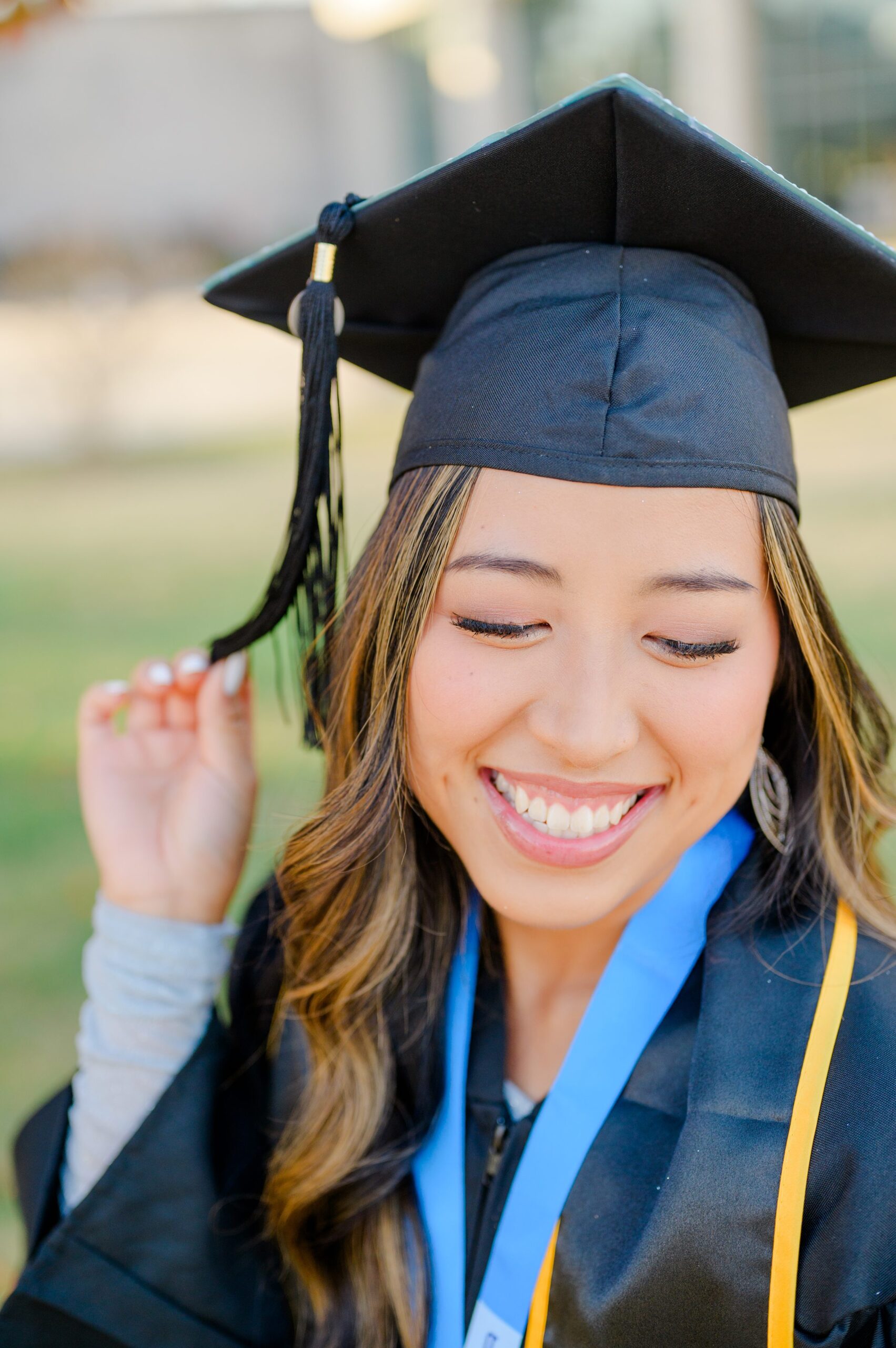 Fall UMBC Grad Photos at University of Maryland photographed by Baltimore Grad Photographer Cait Kramer