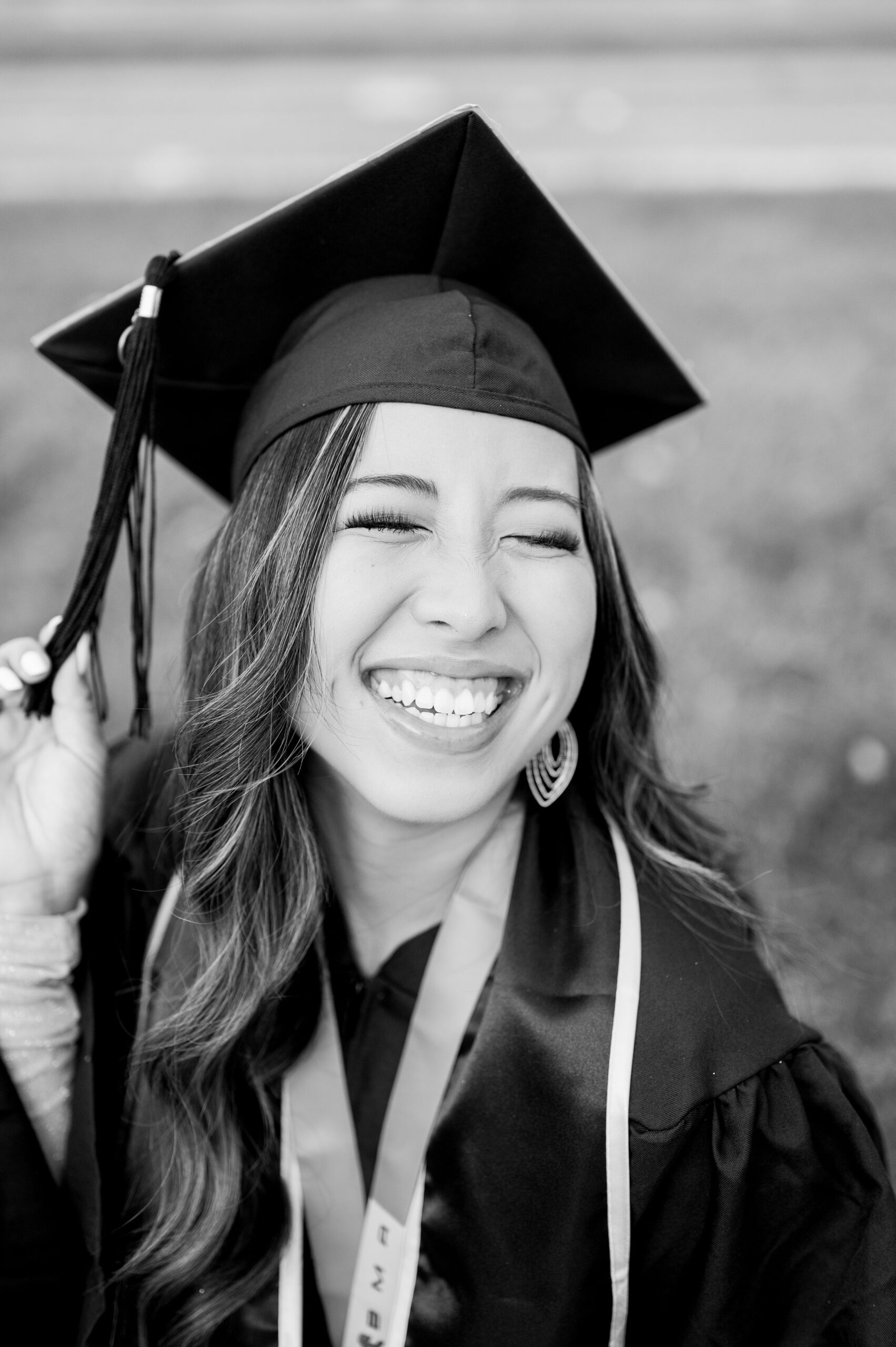 Fall UMBC Grad Photos at University of Maryland photographed by Baltimore Grad Photographer Cait Kramer