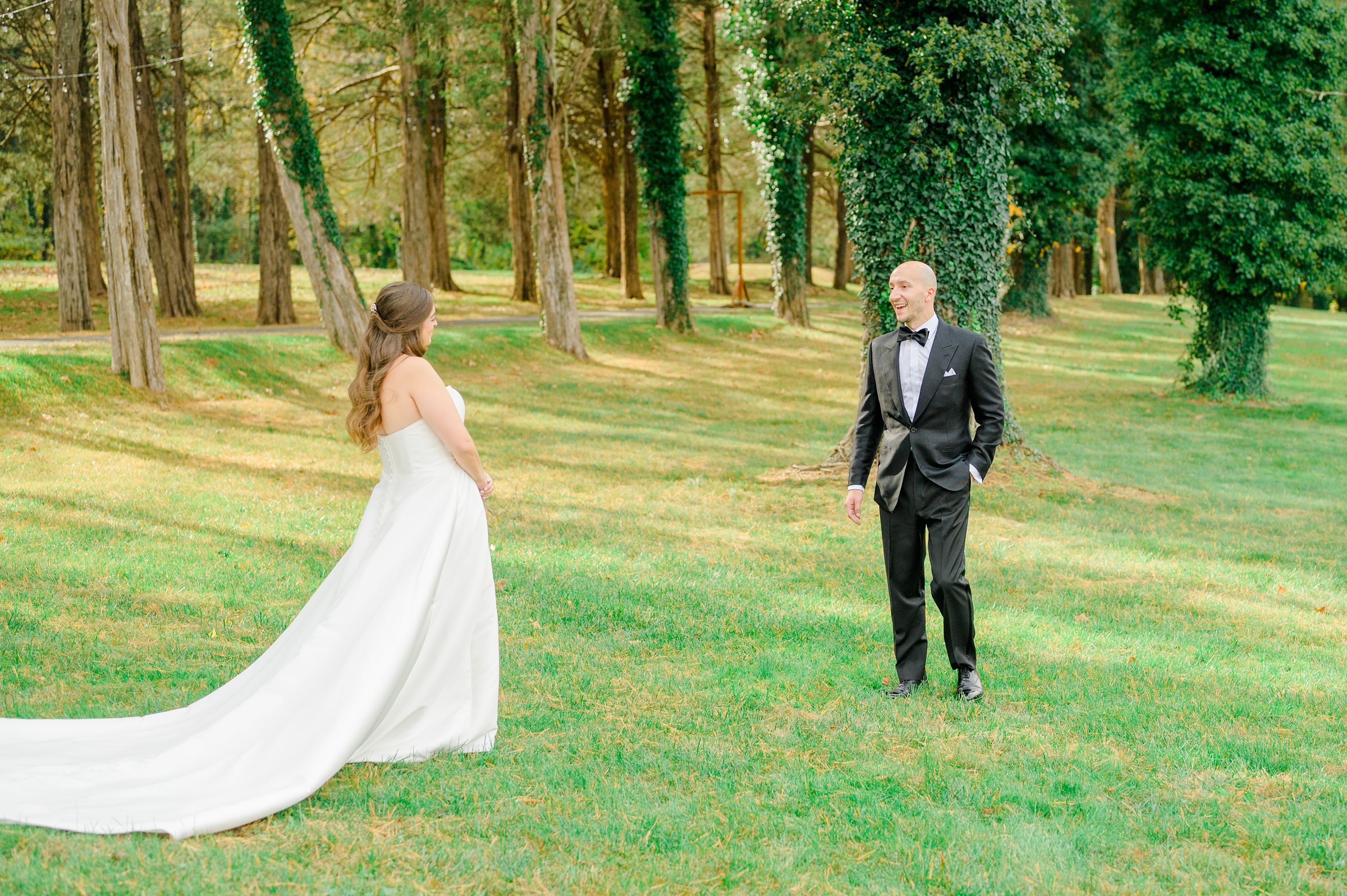 First Look at Poplar Springs Manor in Warrenton, Virginia photographed by Baltimore Wedding Photographer Cait Kramer