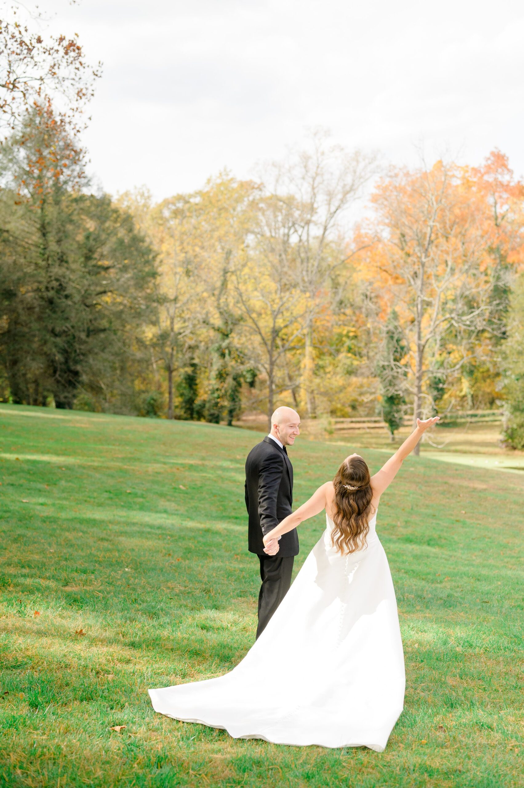 First Look at Poplar Springs Manor in Warrenton, Virginia photographed by Baltimore Wedding Photographer Cait Kramer