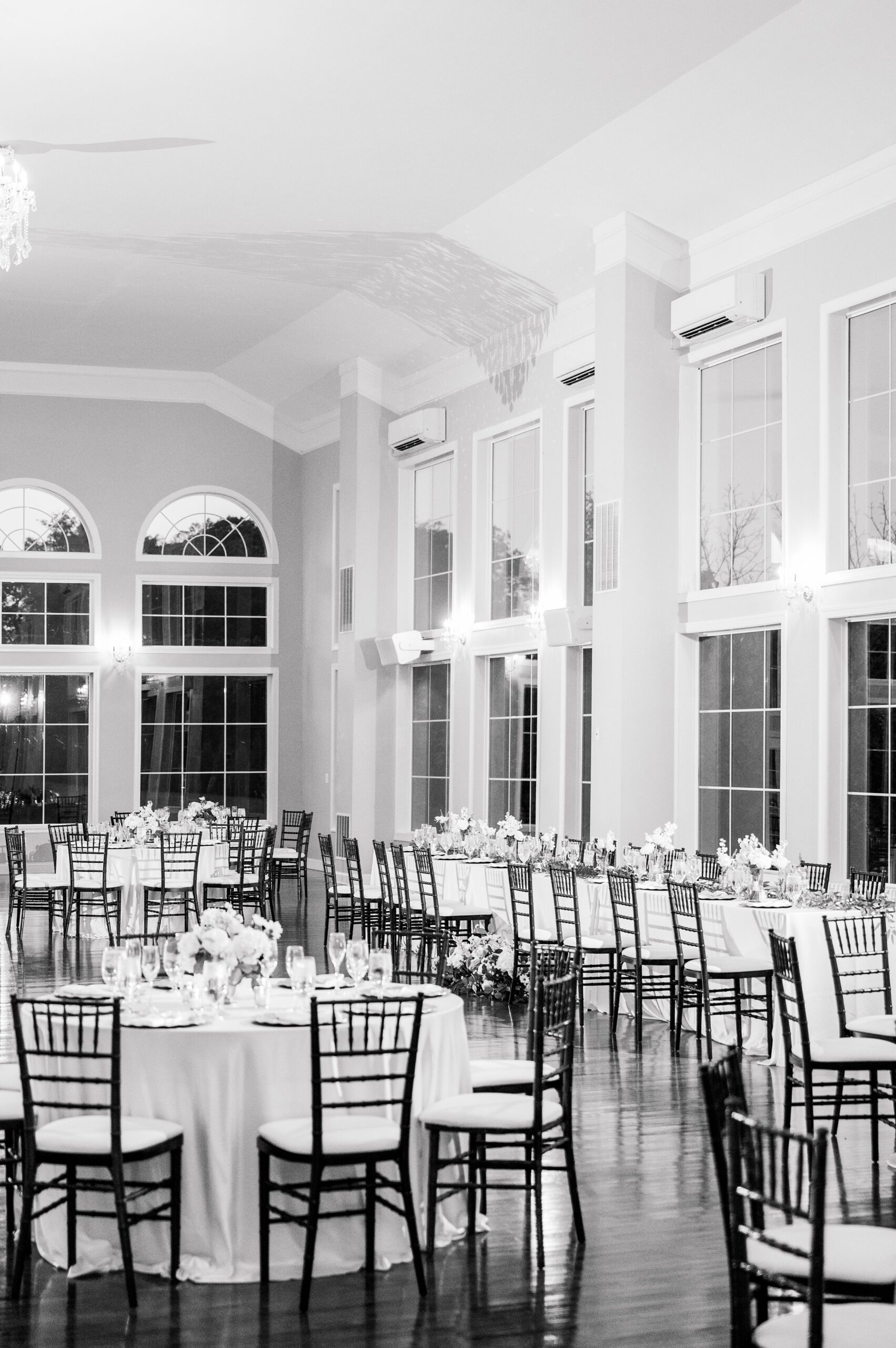 Wedding Reception at Poplar Springs Manor in Warrenton, Virginia photographed by Baltimore Wedding Photographer Cait Kramer