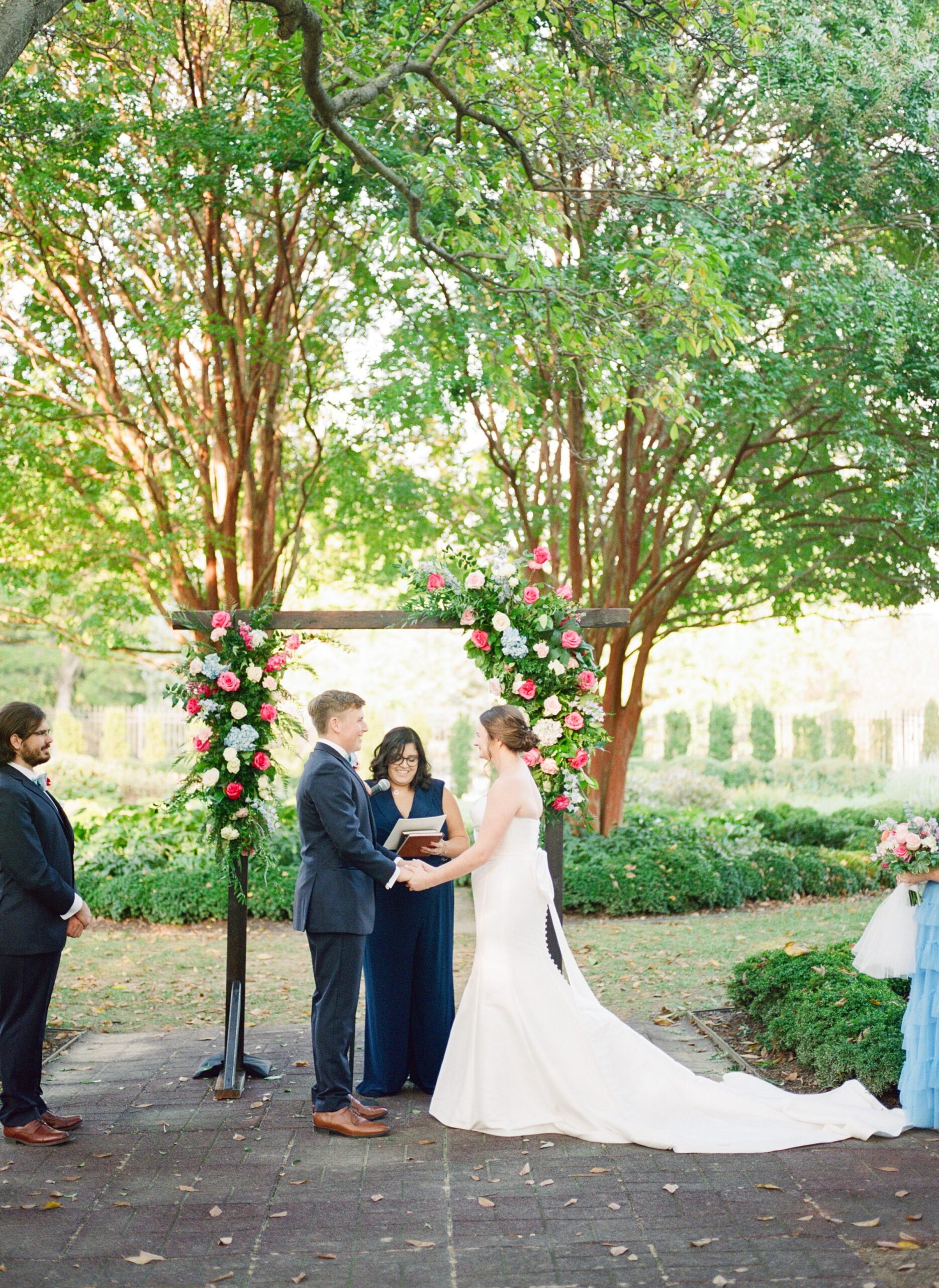 Belmont Manor Wedding Day in Elkridge, Maryland photographed by Baltimore Wedding Photographer Cait Kramer